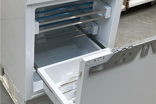 Outlet Onderbouw koelschuif Miele K31252