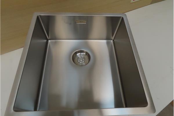 Outlet Inbouwspoelbak rvs Caressi PP40R10