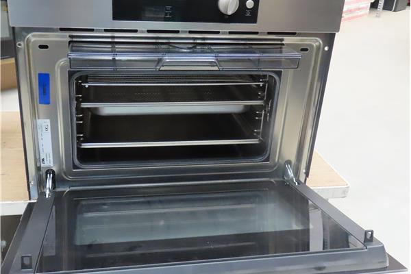 Outlet-oven-Etna-Stoomoven-SBD35S1-open
